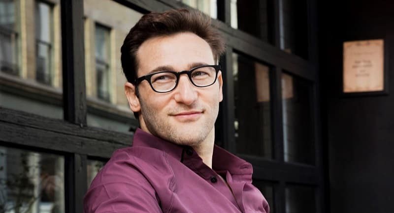 Ispirati e soddisfatti al lavoro. Le lezioni online di Simon Sinek per gli HR