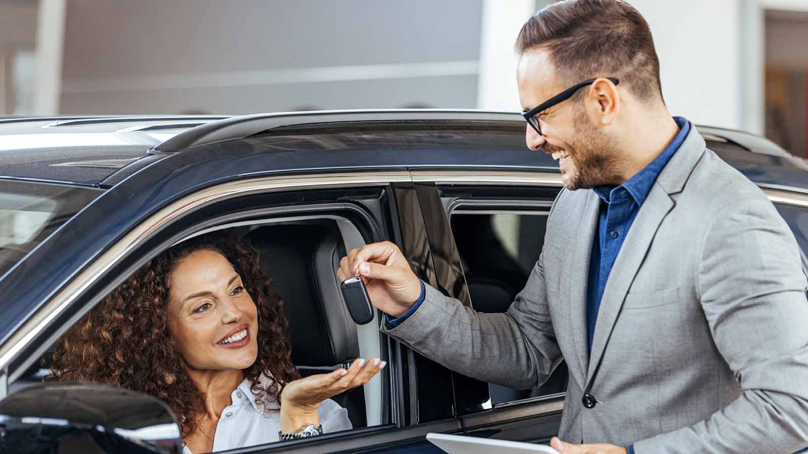 Pagamento in natura: lavoratrice riceve auto aziendale