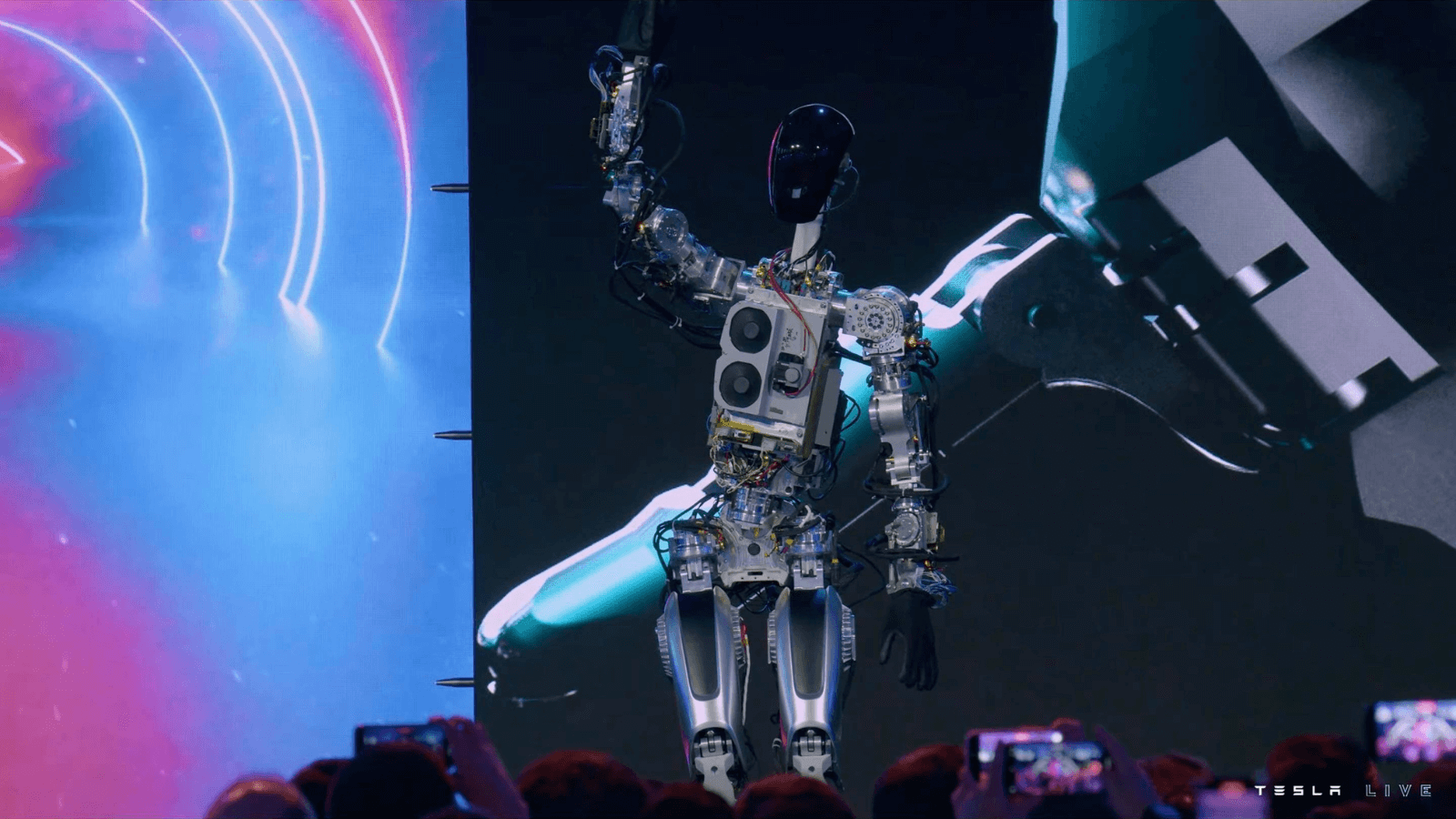 Robot umanoide Optimus di Tesla